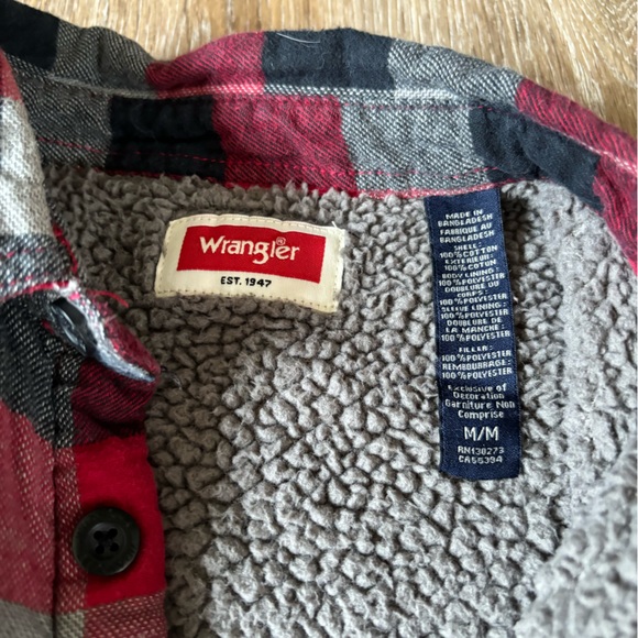 Wrangler Sherpa lined Flannel - Picture 2 of 4